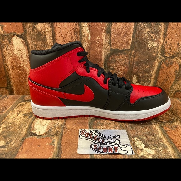 Jordan Shoes New Nike Air Jordan Retro Og Mid Banned Bred Red